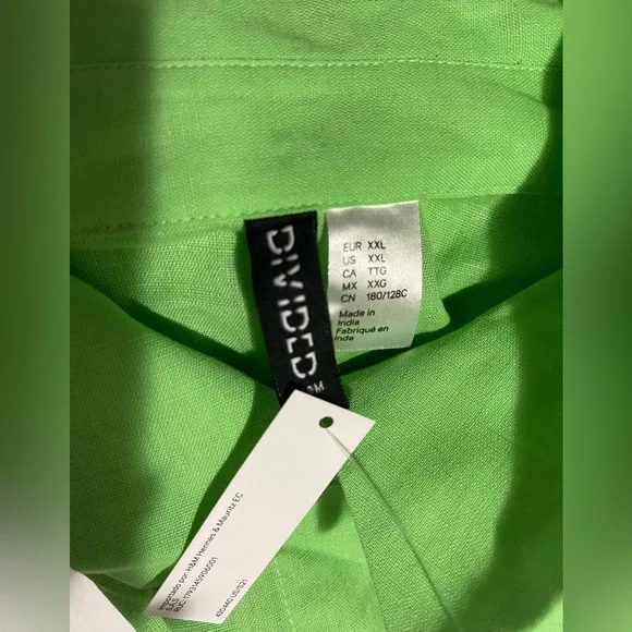 H&M pretty green button up shirt - Picture 8 of 8